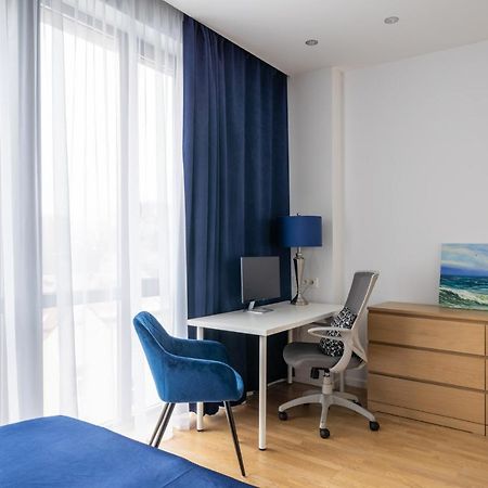 1-Bedroom Penthouse With Underground Parking Riga Kültér fotó