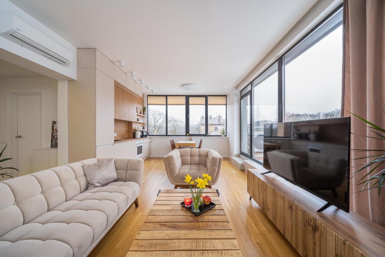 1-Bedroom Penthouse With Underground Parking Riga Kültér fotó