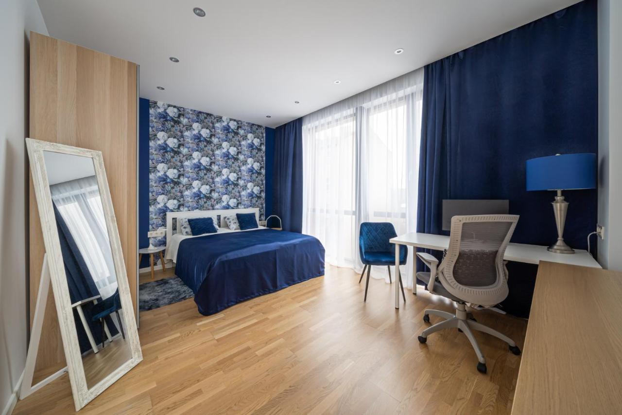 1-Bedroom Penthouse With Underground Parking Riga Kültér fotó