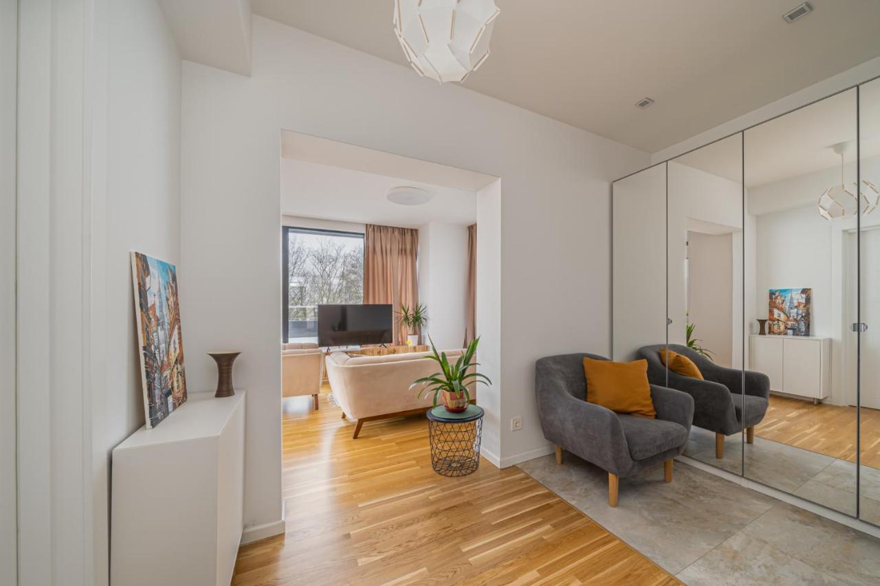 1-Bedroom Penthouse With Underground Parking Riga Kültér fotó